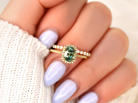 1.43ct Ready to Ship Carrie & Petite Naomi 18kt Gold Teal Chameleon Sapphire Diamond Cushion Halo Bridal Set - Rosados Box