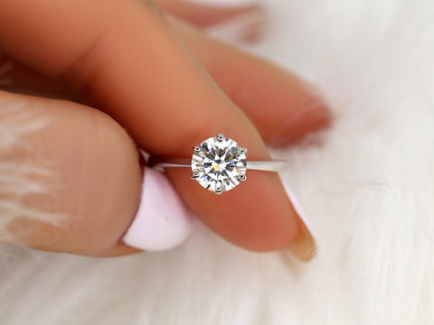 1.50ct Skinny Wendy 7.5mm 14kt Forever One DEF Moissanite Round Solitaire Ring - Rosados Box