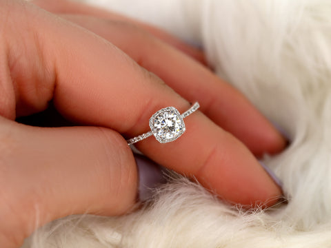 0.75ct Barra 6mm Platinum FB Moissanite Diamonds Cushion Halo Ring - Rosados Box