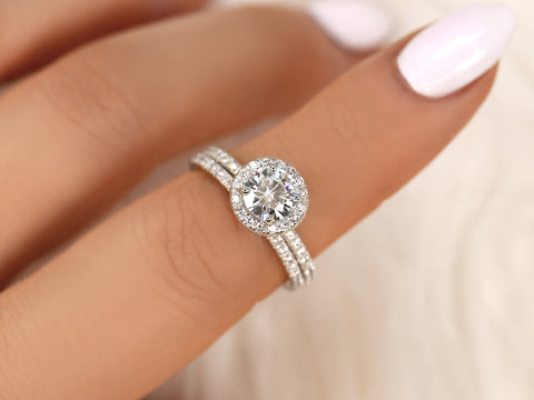 1ct Callie 6.5mm 14kt White Gold Forever One Moissanite Diamond Round Halo Bridal Set - Rosados Box