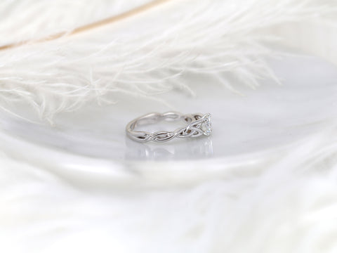 0.75cts Cassidy 6mm 14kt Gold Moissanite Celtic Love Knot Triquetra Round Solitaire Ring - Rosados Box