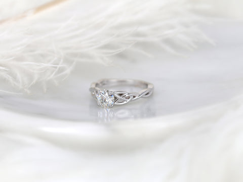 0.75cts Cassidy 6mm 14kt Gold Moissanite Celtic Love Knot Triquetra Round Solitaire Ring - Rosados Box