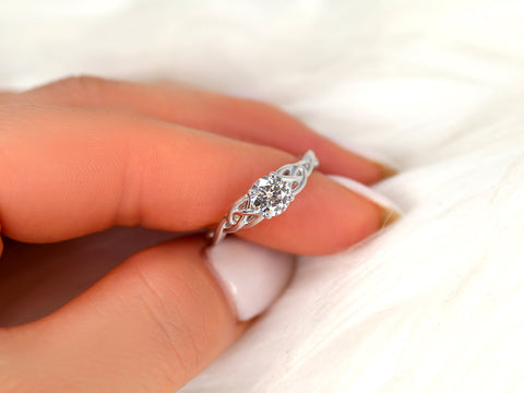 0.75cts Cassidy 6mm 14kt Gold Moissanite Celtic Love Knot Triquetra Round Solitaire Ring - Rosados Box