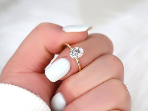 1.50ct Dakota 8x6mm 14kt Gold Moissanite Minimalist Oval Solitaire Ring - Rosados Box
