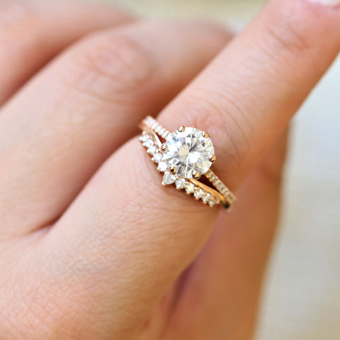 2ct Dora 8mm 14kt Moissanite Diamonds Round Solitaire With Accents Ring - Rosados Box