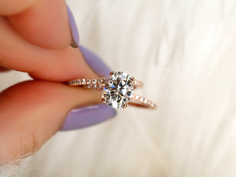 2ct Hillary 9x7mm 14kt Moissanite Diamond Oval Solitaire Hidden Halo Bridal Set