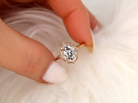 2ct Mae 9x7mm 14kt Gold Moissanite Diamond WITHOUT Milgrain Oval Halo Ring - Rosados Box