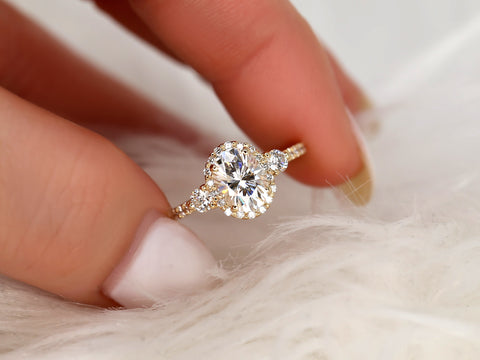 1.50cts Natalia 8x6mm 14kt Gold Moissanite Diamond Unique Three Stone Oval Halo Ring - Rosados Box