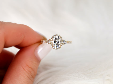 1.50cts Natalia 8x6mm 14kt Gold Moissanite Diamond Unique Three Stone Oval Halo Ring - Rosados Box