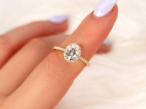 1.50cts Rebecca 8x6mm 14kt White Gold F1 Moissanite Diamond Dainty Oval Halo Ring - Rosados Box