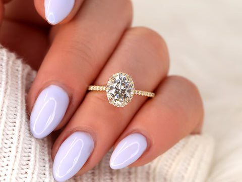1.50cts Rebecca 8x6mm 14kt White Gold F1 Moissanite Diamond Dainty Oval Halo Ring - Rosados Box