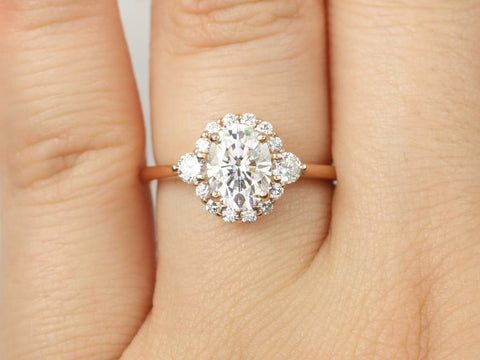 1.50cts Britney 8x6mm 14kt Moissanite Diamonds Unique Oval Halo Ring - Rosados Box