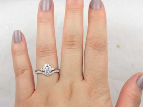 1.50cts Petite Emery 8x6mm & Chevy 14kt Moissanite Diamond Three Stone Oval Bridal Set - Rosados Box