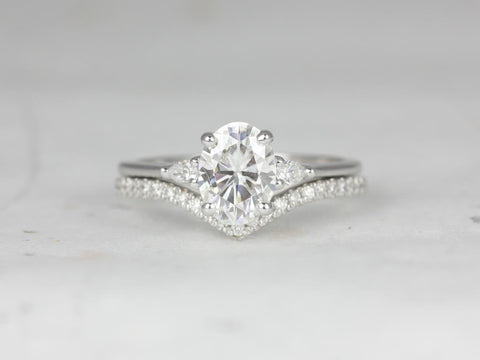 1.50cts Petite Emery 8x6mm & Chevy 14kt Moissanite Diamond Three Stone Oval Bridal Set - Rosados Box