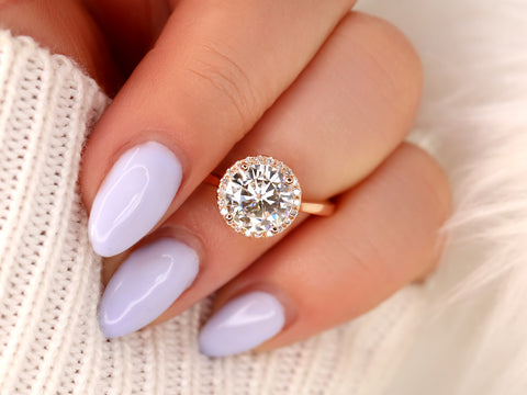 2.25ct Shannon 8.5mm 14kt Gold Moissanite Diamond Round Halo Ring - Rosados Box