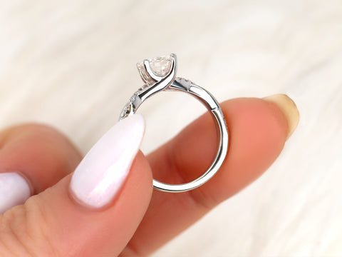 1.25ct Tyra 7mm 14kt Gold Moissanite Diamond Crossover Entwined Round Solitaire Ring - Rosados Box