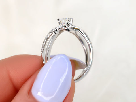 1/3ct Valentina 14kt Gold Diamond Crossover Round Twist Ring - Rosados Box