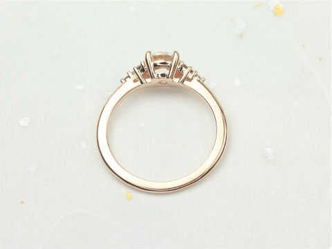Malia 6mm 14kt Rose Gold OEC FB Moissanite Champagne Diamond Art Deco Dainty 3 Stone Dainty Cluster Ring - Rosados Box