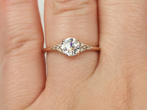 Malia 6mm 14kt Rose Gold OEC FB Moissanite Champagne Diamond Art Deco Dainty 3 Stone Dainty Cluster Ring - Rosados Box