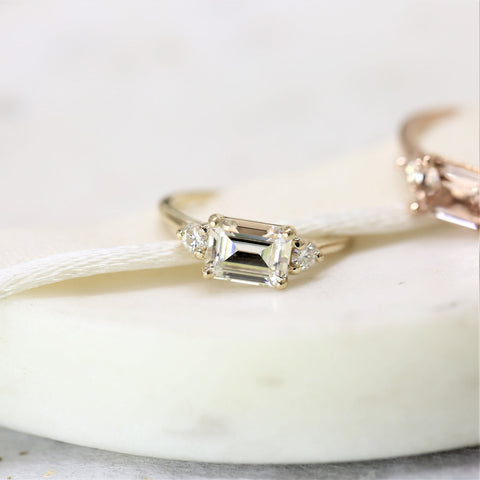 1.75cts Saint 8x6mm 14kt Gold Moissanite East West Horizontal 3 Stone Emerald Engagement Ring - Rosados Box