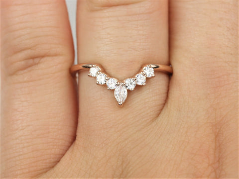 Marjorie 14kt Gold Moissanite Tiara Nesting Ring - Rosados Box