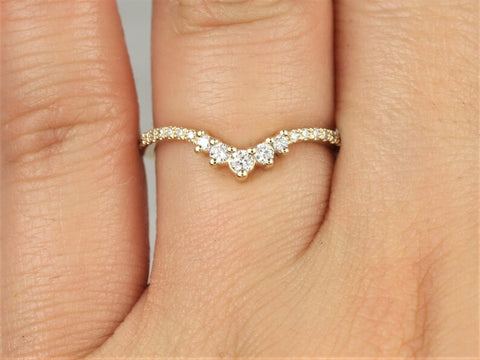 Aldis 14kt Gold Diamonds Chevron Nesting Ring - Rosados Box