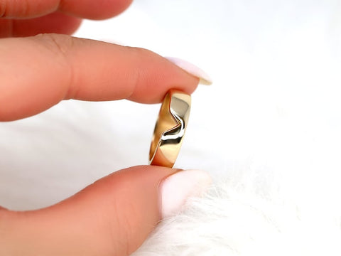 Cici 5.5mm 14kt Gold Cigar Nesting Ring - Rosados Box