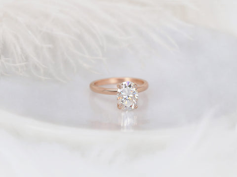 2.50ct Dakota 2MM 10x7mm 14kt Gold Moissanite Oval Solitaire Ring - Rosados Box