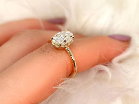 2.50ct Millie 10x7mm 14kt Moissanite Oval Solitaire Ring,Bezel Oval Ring,Unique Oval Ring,Oval Engagement Ring,Oval Cut Ring