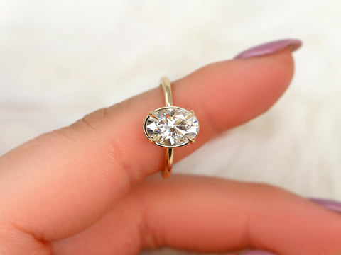 2.50ct Millie 10x7mm 14kt Moissanite Oval Solitaire Ring,Bezel Oval Ring,Unique Oval Ring,Oval Engagement Ring,Oval Cut Ring