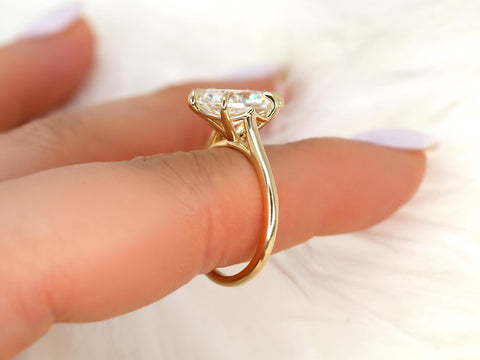 2.80ct Morticia 14x7mm 14kt Gold Moissanite Webbed Marquise Solitaire Ring,Unique Marquise Ring, Marquise Engagement Ring,Marquise Cut Ring