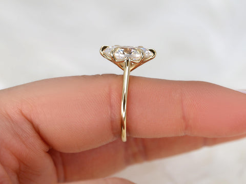 2.80ct Morticia 14x7mm 14kt Gold Moissanite Webbed Marquise Solitaire Ring,Unique Marquise Ring, Marquise Engagement Ring,Marquise Cut Ring