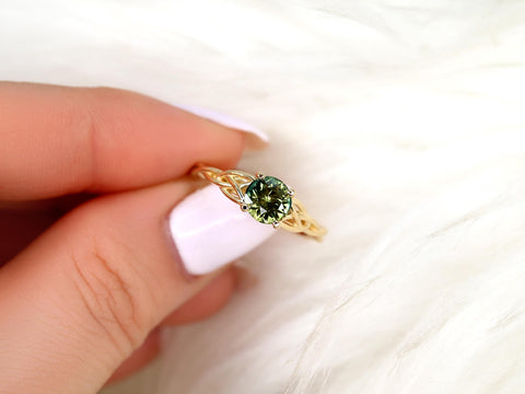 1.30ct Cassidy 14kt Green Tea Teal Sapphire Celtic Knot Ring,Triquetra Engagement Ring,Unique Sapphire Ring,Green Sapphire Ring,Ring for Her