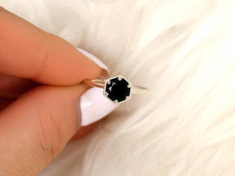 Irma 6mm 14kt WITH Milgrain Onyx Hexagon Bezel Set Solitaire Ring,Unique Engagement Ring,Anniversary Ring,Hexagon Ring,Birthstone Ring