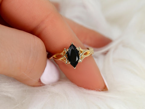 Mara 10x5mm 14kt Marquise Onyx Celtic Knot Ring,Unique Triquetra Ring,Marquise Engagement Ring,Marquise Crossover Ring,Anniversary Ring