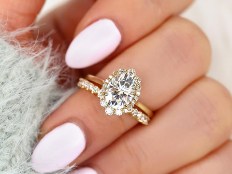 2ct Electra 9x7mm 14kt Moissanite Diamond Unique Halo Bridal Set,Shield Halo Ring Set,Oval Engagement Ring,Oval Wedding Ring Set