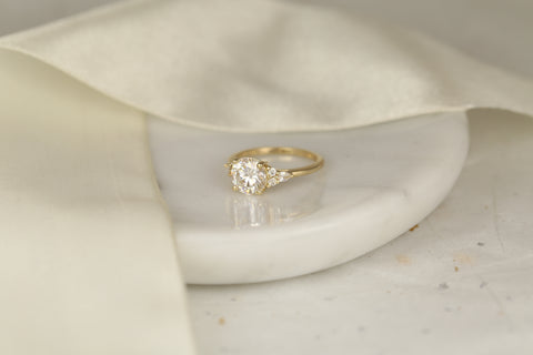 2cts Constance 8mm 14kt Gold Moissanite Diamonds Unique Round Cluster Ring - Rosados Box