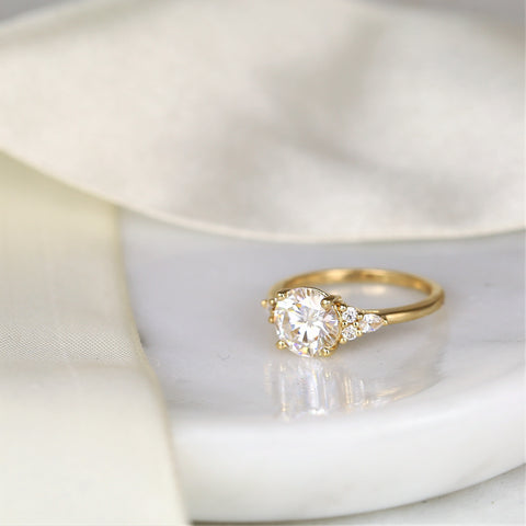 2cts Constance 8mm 14kt Gold Moissanite Diamonds Unique Round Cluster Ring - Rosados Box