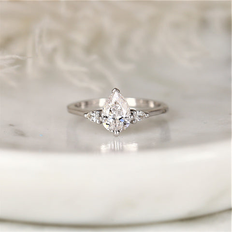 1.00ct Ready to Ship Evette 14kt Gold Diamond Minimalist Dainty Pear 3 Stone Ring - Rosados Box