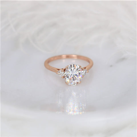 2ct Gloria 9x7mm 14kt Gold Moissanite Diamonds Oval Three Stone Ring - Rosados Box