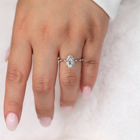 2.50ct Alix 10x7mm 14kt Gold Moissanite Diamond Ultra Dainty Oval Solitaire Ring - Rosados Box