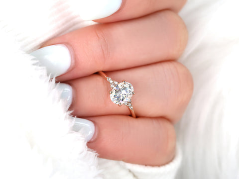 1.50ct Maddy 8x6mm 14k Gold Moissanite Diamonds Dainty Oval Cluster Ring - Rosados Box