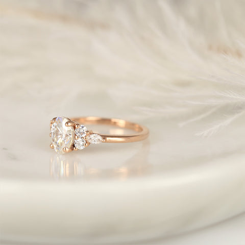 1.50ct Thea 8x6mm 14kt Rose Gold Moissanite Diamond Unique Cluster Ring - Rosados Box