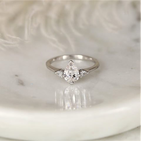 1.00ct Ready to Ship Evette 14kt Gold Diamond Minimalist Dainty Pear 3 Stone Ring - Rosados Box