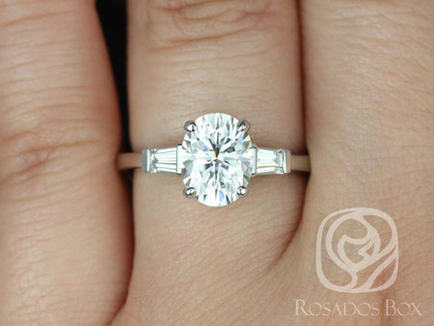 2cts Fannie 9x7mm 14kt Gold Moissanite Diamond Art Deco Baguette 3 Stone Engagement Ring,Minimalist Oval Ring,Unique Ring