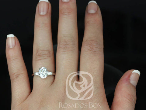 2cts Fannie 9x7mm 14kt Gold Moissanite Diamond Art Deco Baguette 3 Stone Engagement Ring,Minimalist Oval Ring,Unique Ring