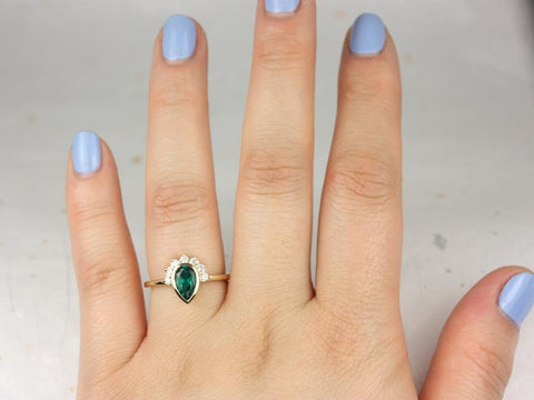 Oana 8x5mm 14kt Gold Green Emerald Diamond Modern Bezel Crescent Half Halo Unique Pear Ring,May Birthstone,Birthstone Jewelry