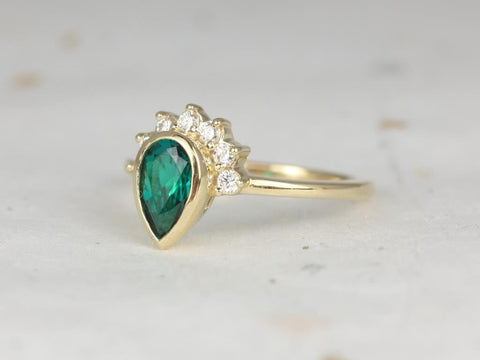 Oana 8x5mm 14kt Gold Green Emerald Diamond Modern Bezel Crescent Half Halo Unique Pear Ring,May Birthstone,Birthstone Jewelry
