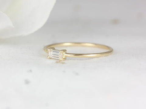 Ultra Petite Betty 14kt Gold Moissanite Stacking Ring - Rosados Box