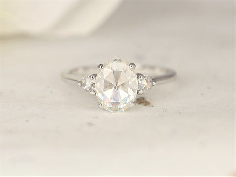 1ct Gloria 9x7mm 14kt Gold Rose Cut Moissanite Three Stone Oval Ring - Rosados Box